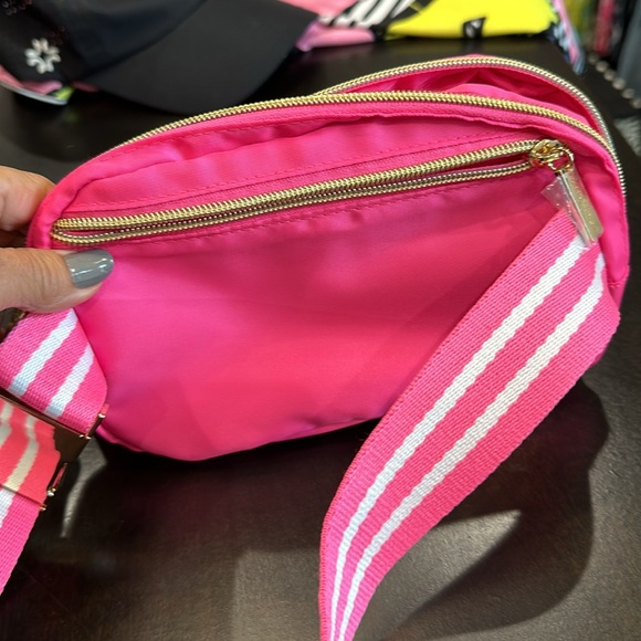 Lilly Pulitzer Belt bag NWT - Picture 5 of 7